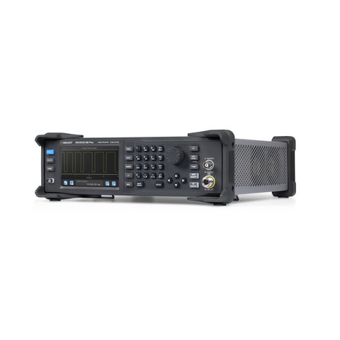 Генератор сигналів SIGLENT SSG3032X -IQE Plus Прев'ю 2